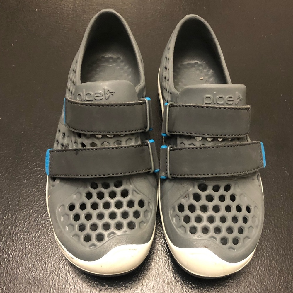 Plae Boys Shoes